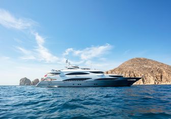 Champagne Seas Yacht Charter in St Tropez